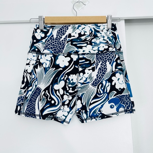 NWOT Free People Movement Koi Fish Shorts Size Small - Picture 2 of 5